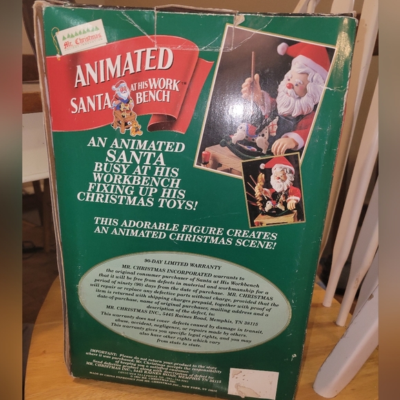 RARE! HARD TO FIND 1994 MR CHRISTMAS SANTA AT HIS WORK BENCH - Picture 15 of 17